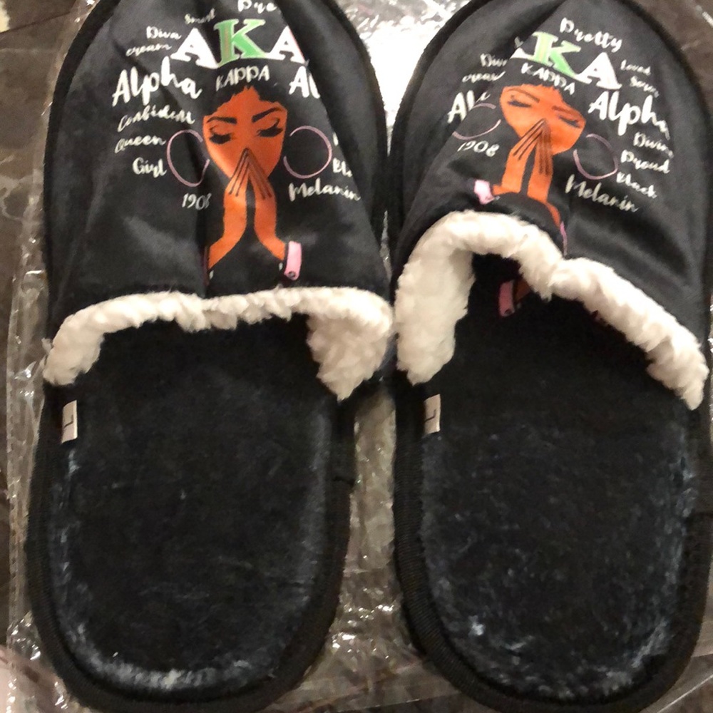 Alpha Kappa Alpha slippers